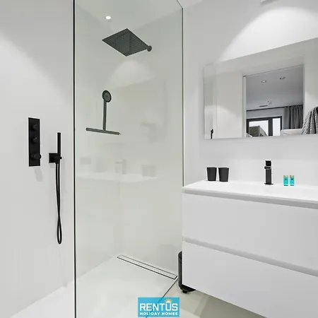 Naast T - Beautifully Furnished With Sea View Apartment *